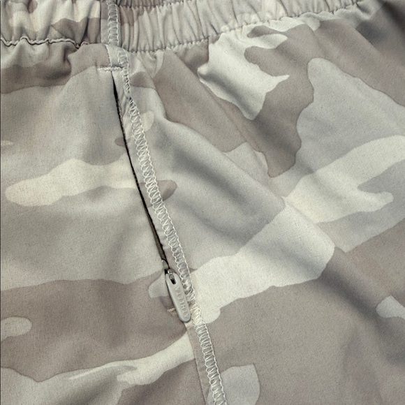Athleta Camouflage Ruffle Shorts - Picture 9 of 9